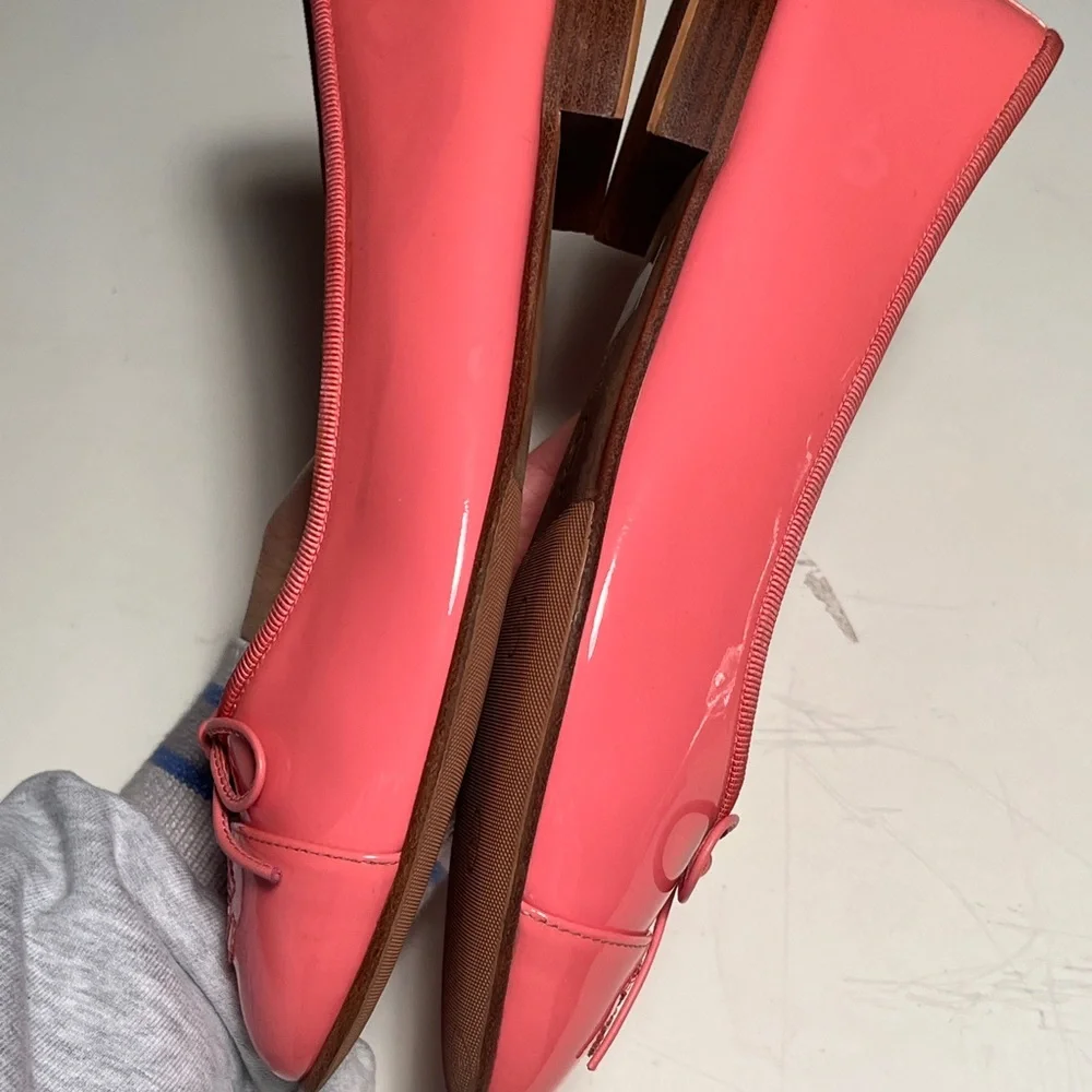 CHANEL Coral Pink Patent Leather Flats